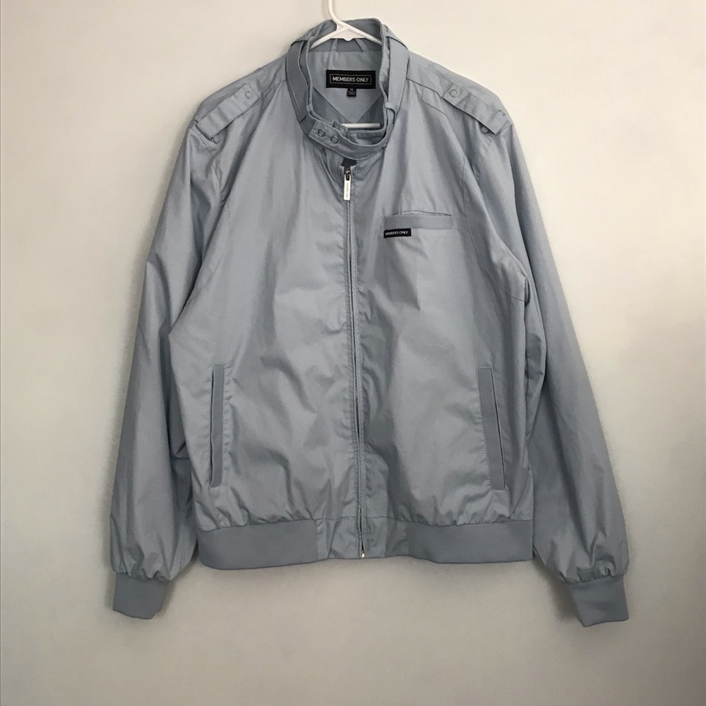 Vintage 80s Men's Members Only Jacket Sz XL Zip Up Light Blue